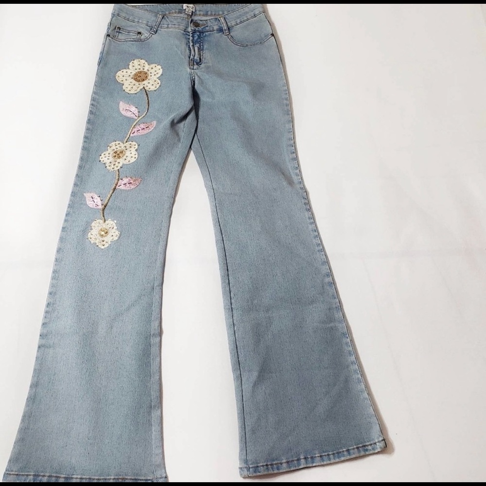 Cache embroidered jeans
